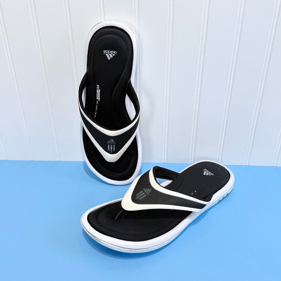 Bundle of Adidas and Skechers sandals, women’s Size 8 - Picture 4 of 17